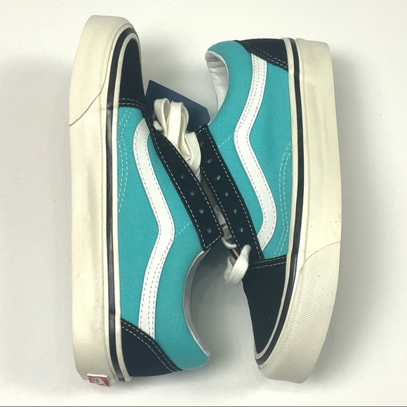 Vans OLD SKOOL Unisex Sneakers Round Toes Athletic Trainers 6 Woman / 4.5 Men - Picture 6 of 11